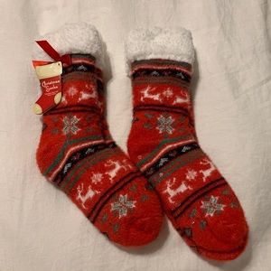 (2) Pairs Fuzzy Mukluks